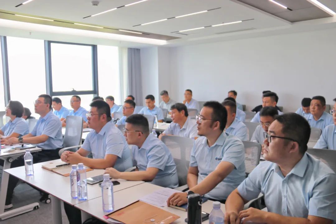 2024年上半年中層管理干部述職會議：述職曬答卷，砥礪再奮進。